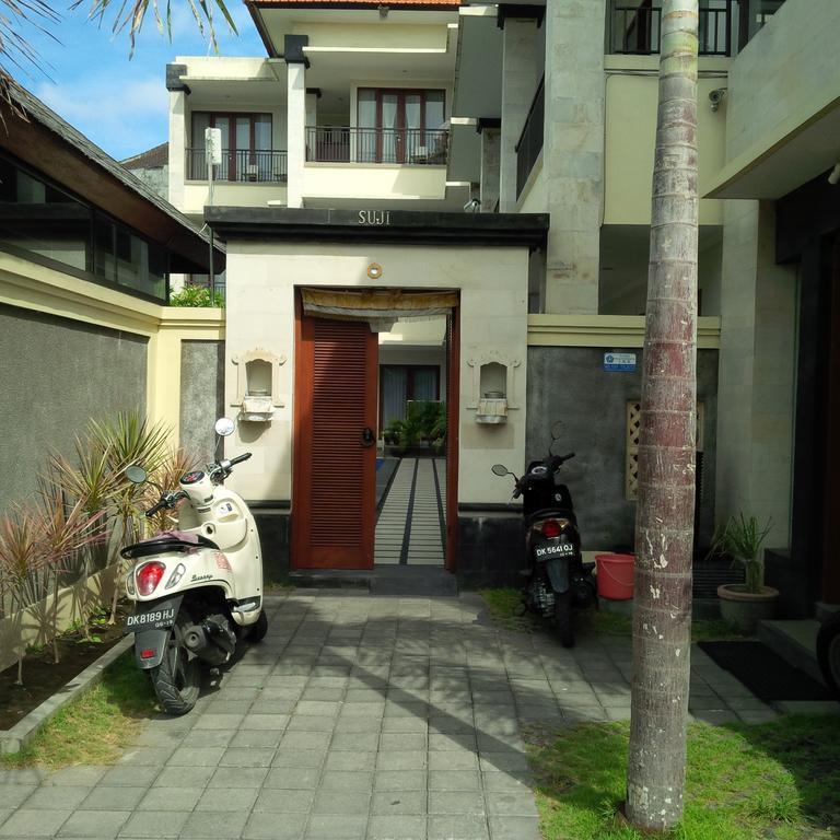 Suji Apartment Бали Стая снимка
